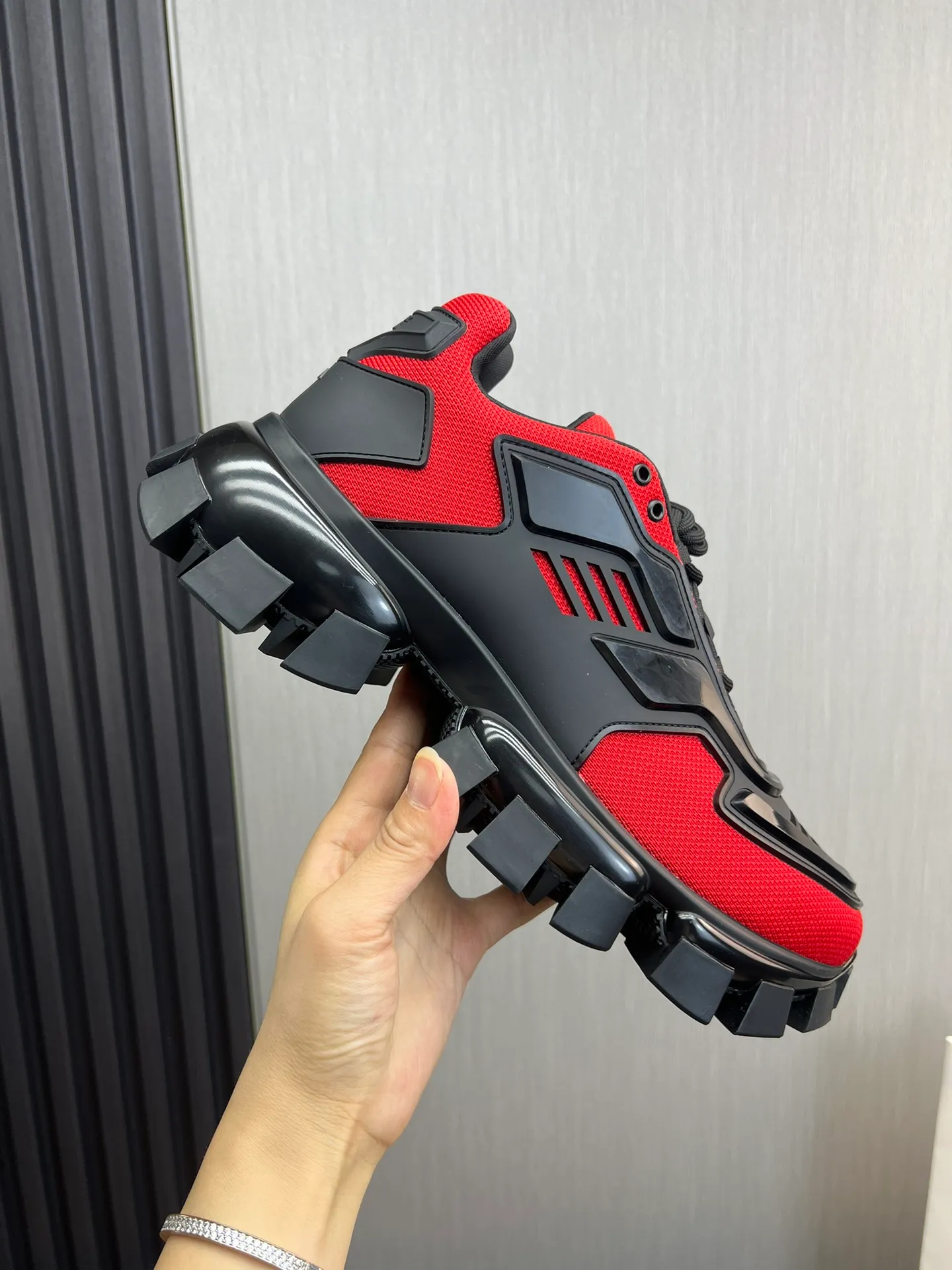 Men's shoes 💰620💰 [PRADA] Popular thick-soled shoes for couples 👩‍❤️‍👨 Available all year round ✔️Official website synchronization Original fly-knit film fabric + cowhide lining, 1⃣️ to 1⃣️ replica, original sole, 36-45 (45 made to order, non-refundable)